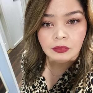 Meet your Posher, Lorena